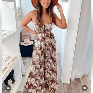 NWT Aakaa Strapless Jumpsuit Wide Leg!  So Cute
